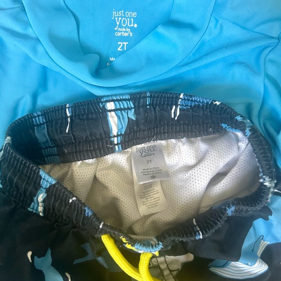 CARTERS Boys toddler Swim Summer rashguard and shorts set Lot 2T GUC - Picture 2 of 7